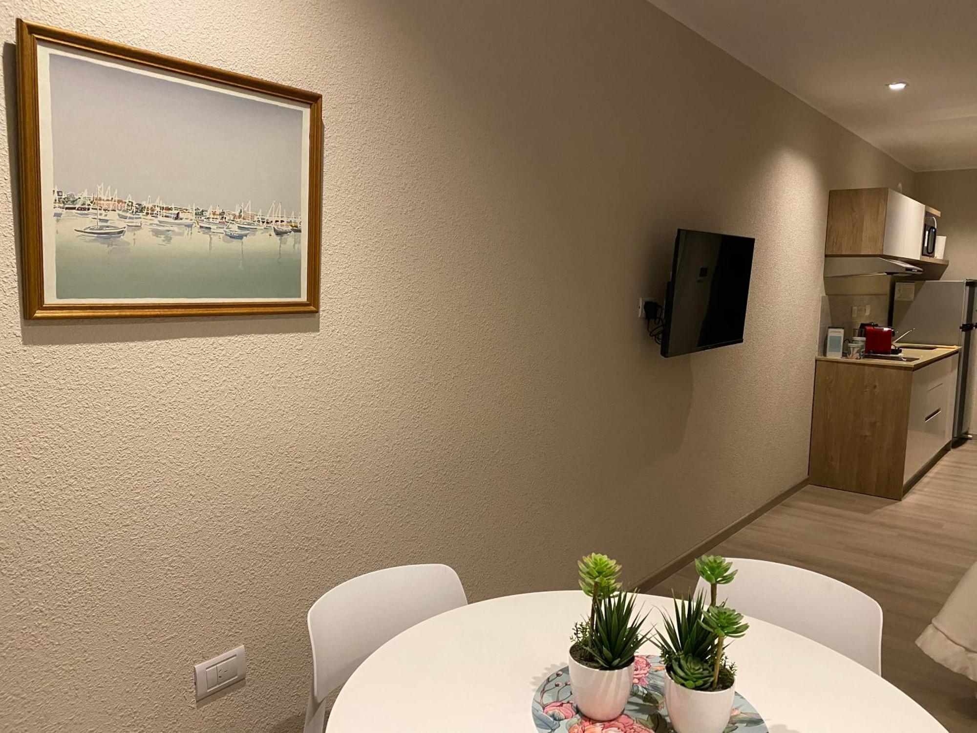 Frente Al Mar Con Pileta Apartamento Quequén