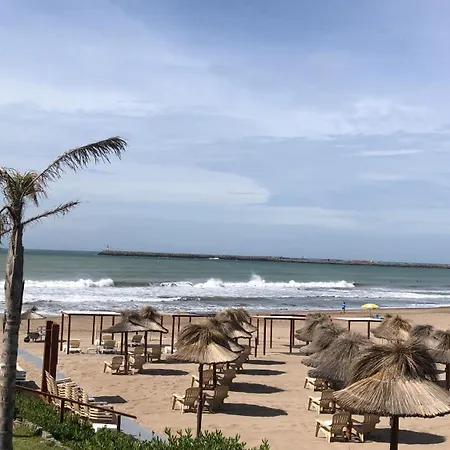 Frente Al Mar Con Pileta Apartment Quequen Exterior photo